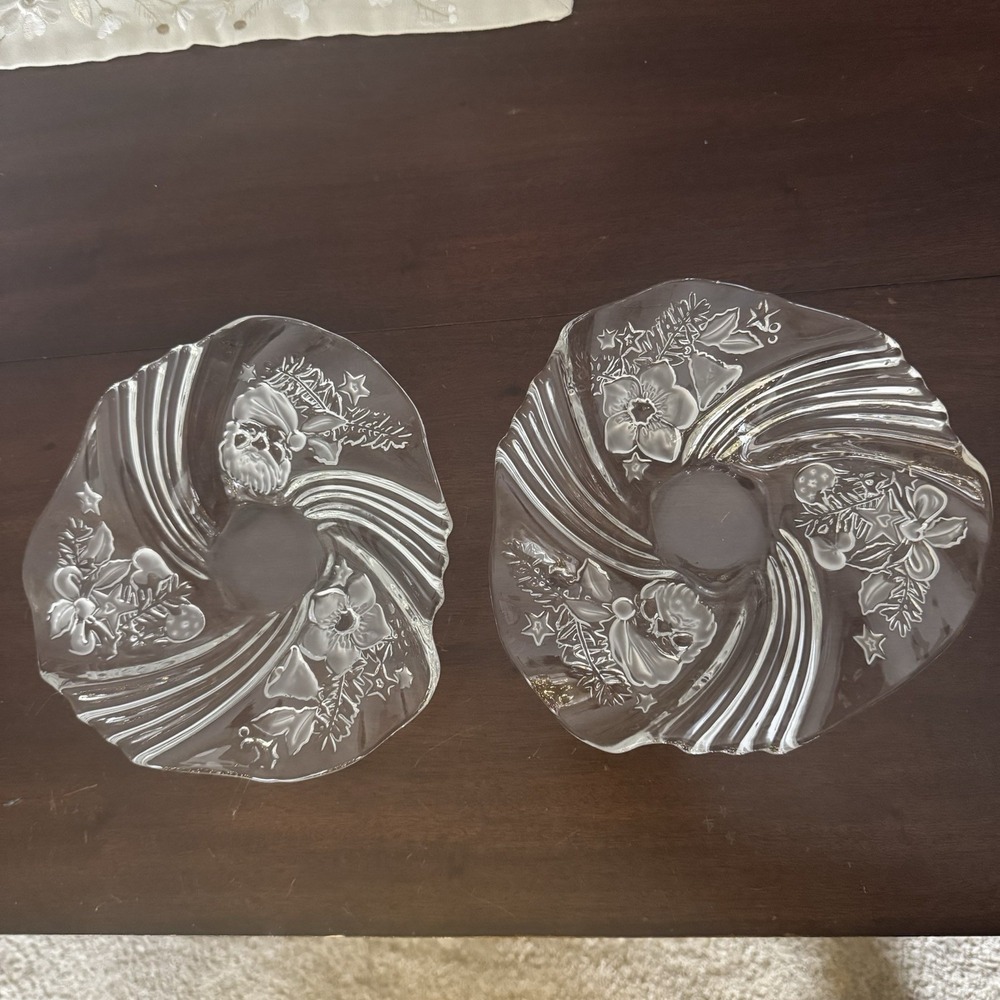 PAIR Of MIKASA CHRISTMAS MEDLEY 9" BON BON CANDY DISHES / PLATES